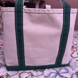 Green Boat and Tote